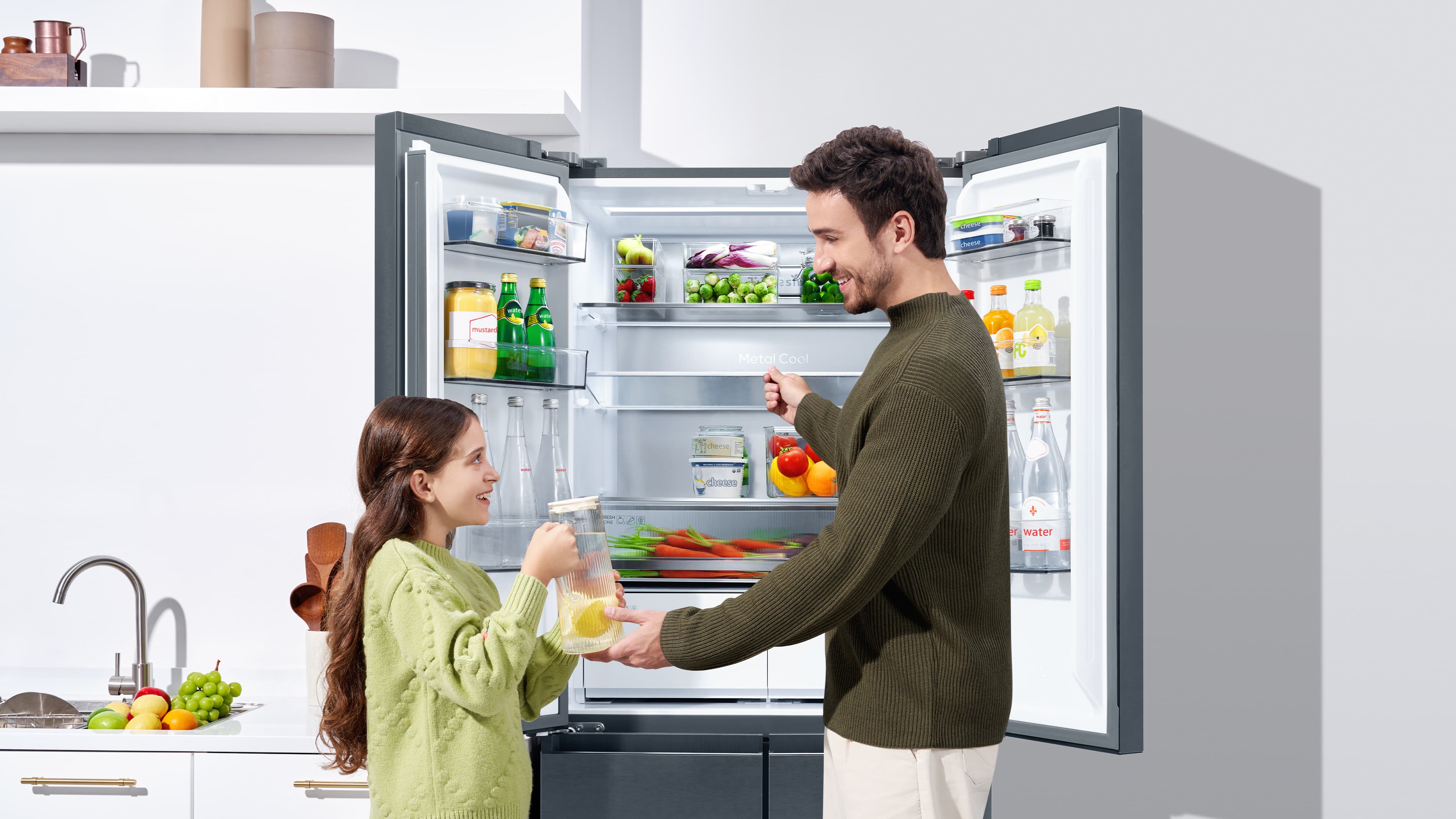 TCL RC521CXE0  Fridge Store in More Ways