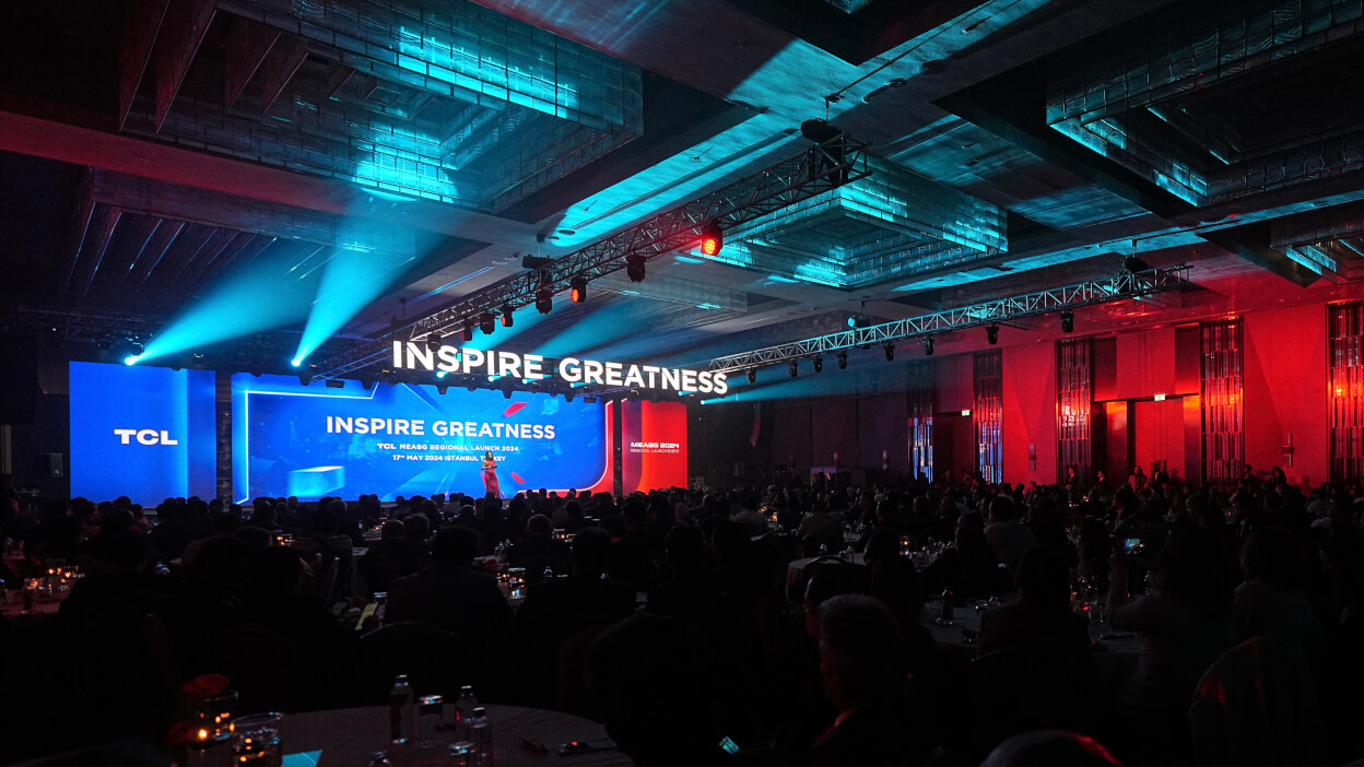 TCL للإلكترونيات تطرح أحدث تلفزيون "كيو دي ميني ليد" وأجهزة منزلية ذكية في اسطنبول