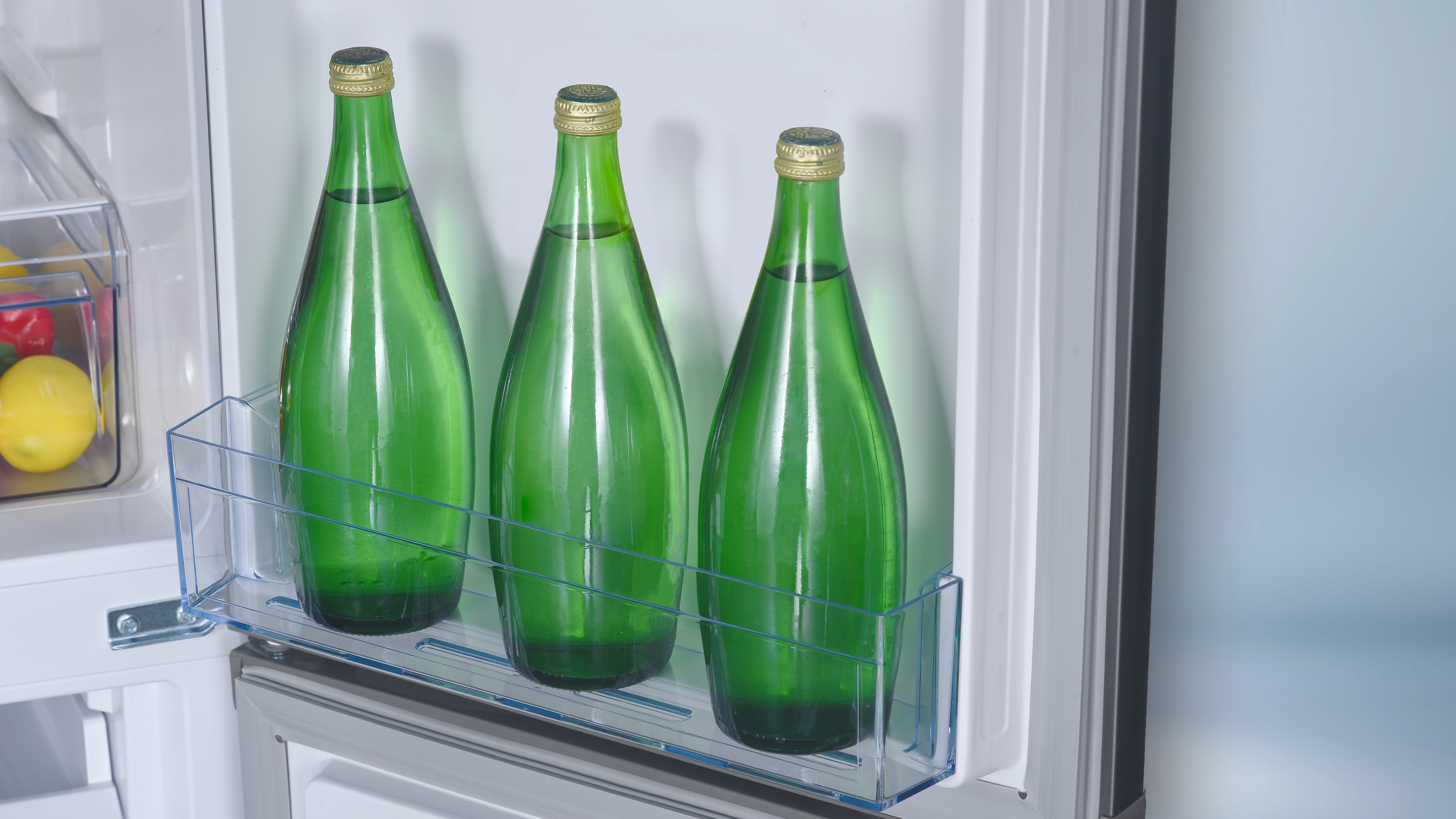 収納力抜群なドアポケット